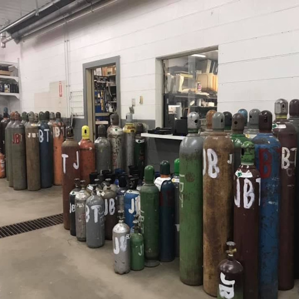 Gas cylinder exchange section inside JBT Welding